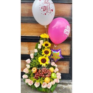 Arreglo frutero con globos